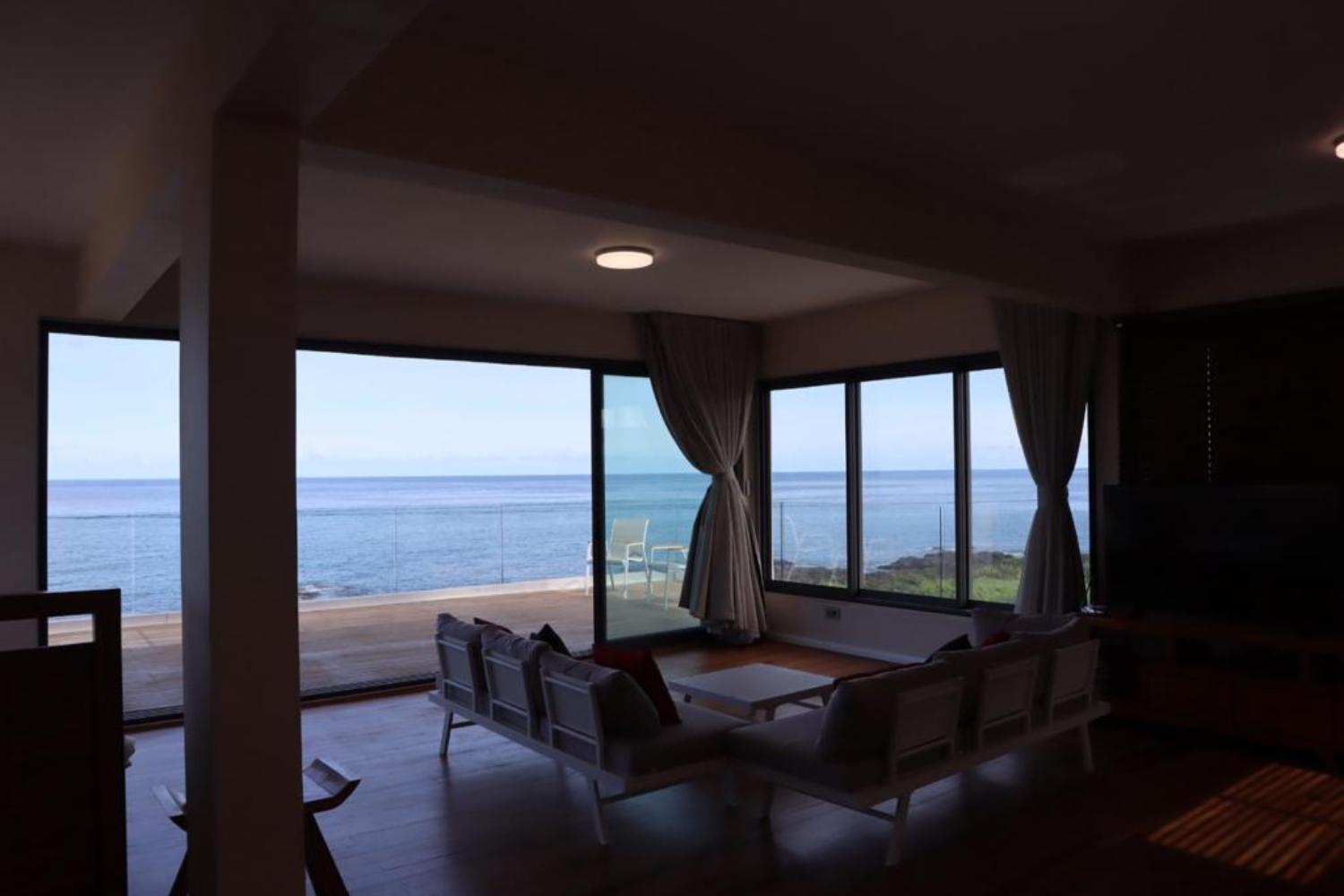 Oceans Luxury Oceanfront Apart Sunset View With Pool Apartment Flic en Flac Luaran gambar